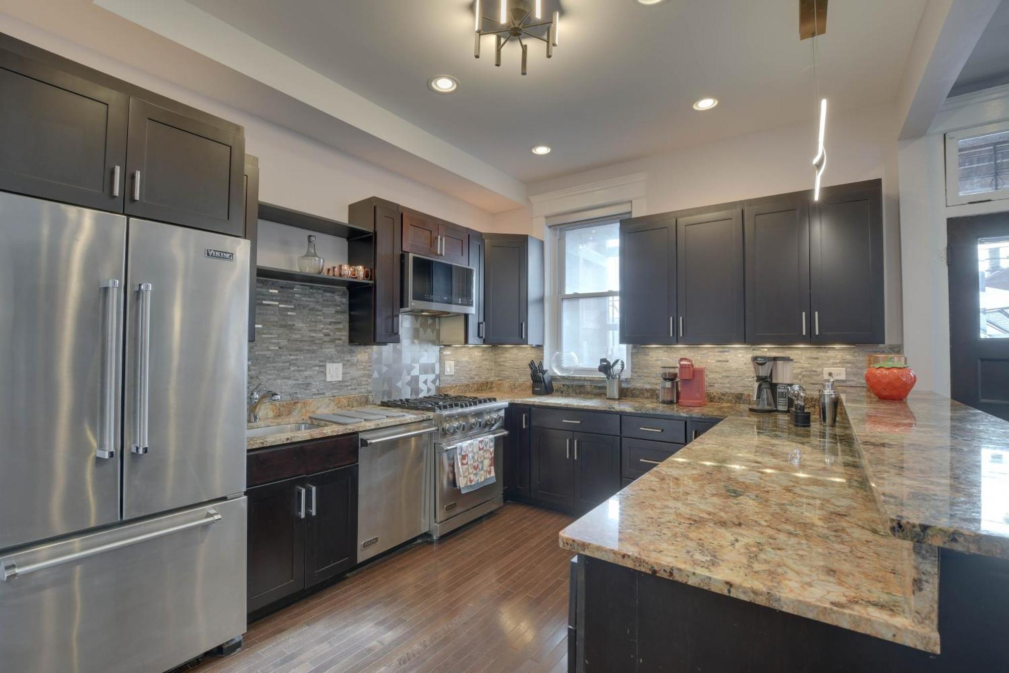 Spacious Condo With Deck About 3 Mi To Downtown Chicago! Buitenkant foto
