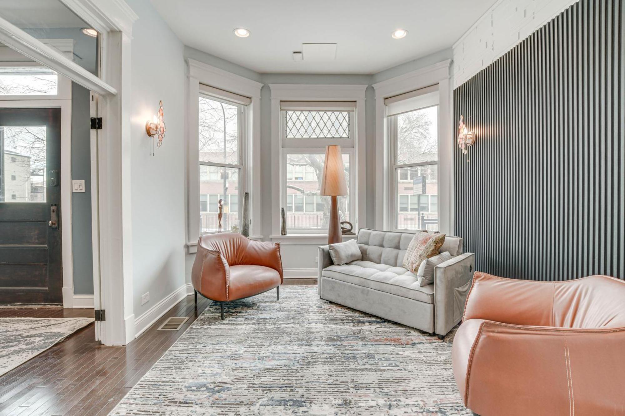 Spacious Condo With Deck About 3 Mi To Downtown Chicago! Buitenkant foto