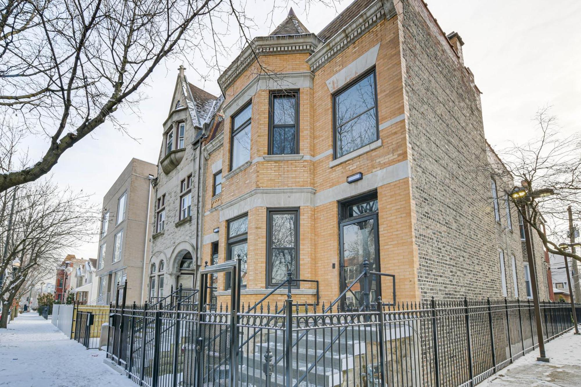 Spacious Condo With Deck About 3 Mi To Downtown Chicago! Buitenkant foto
