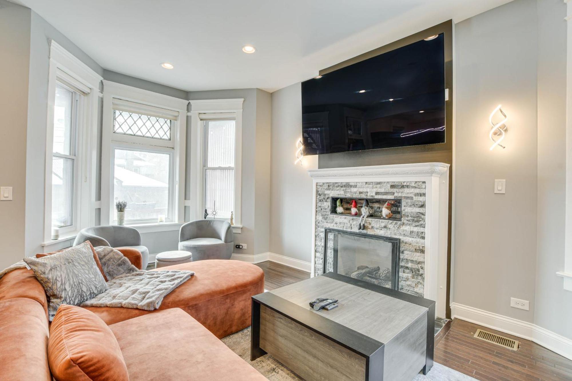 Spacious Condo With Deck About 3 Mi To Downtown Chicago! Buitenkant foto